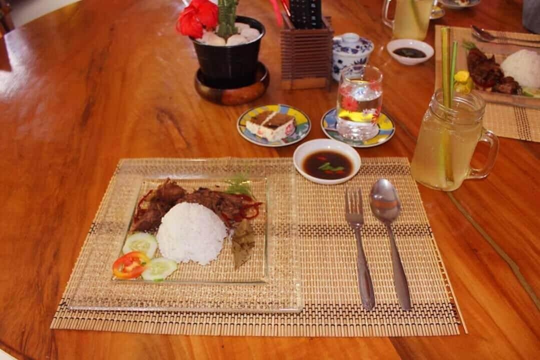 Restaurant Isla Haruhay Homestay - Hostel