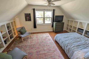 Alquiler Vacacional - Gladstone Loft: Bright & Cozy 1-Bedroom Stay