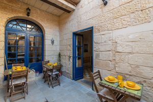 Alojamiento - The Stone House