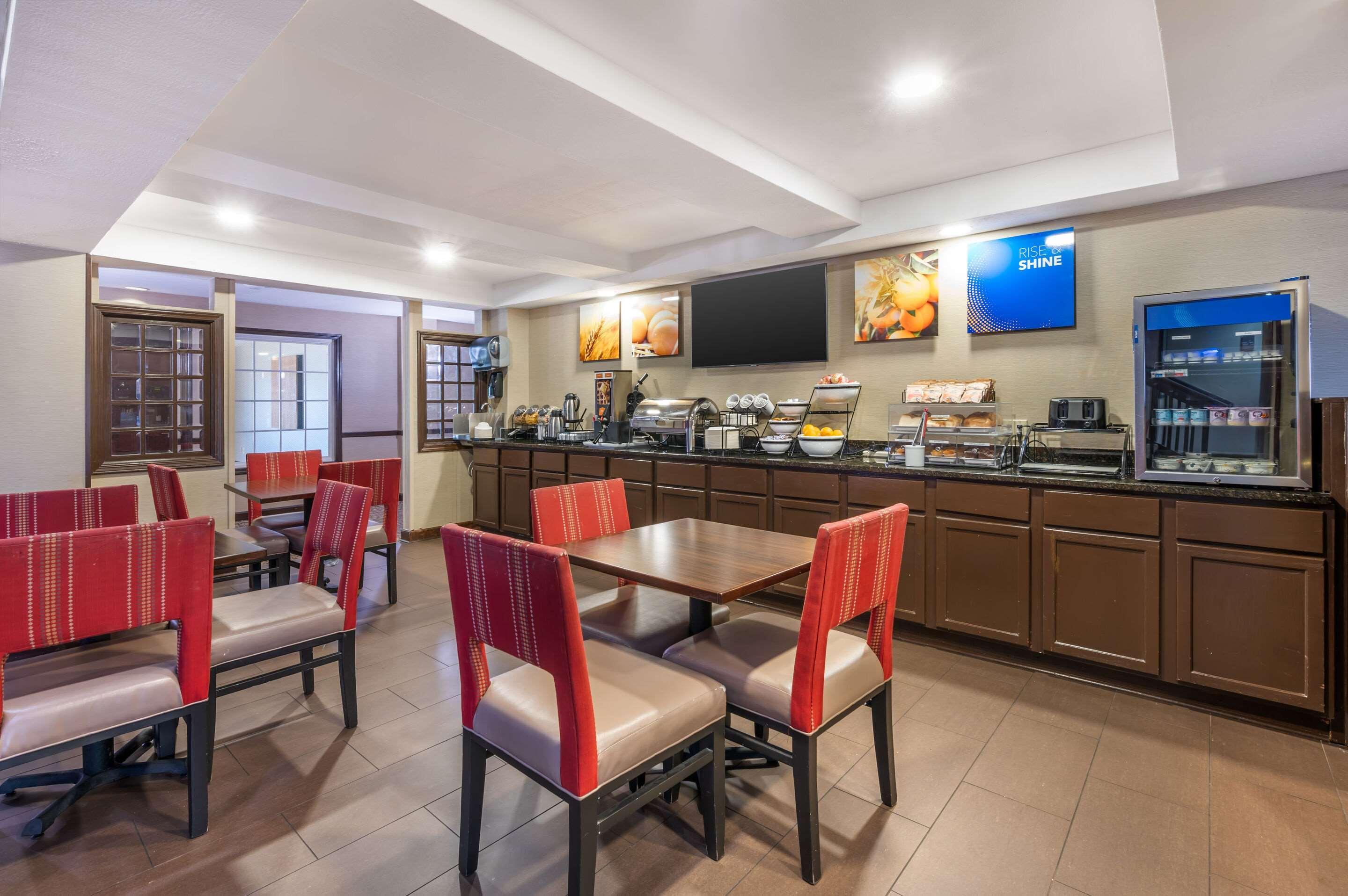 Restaurant Comfort Inn Lafayette I-65