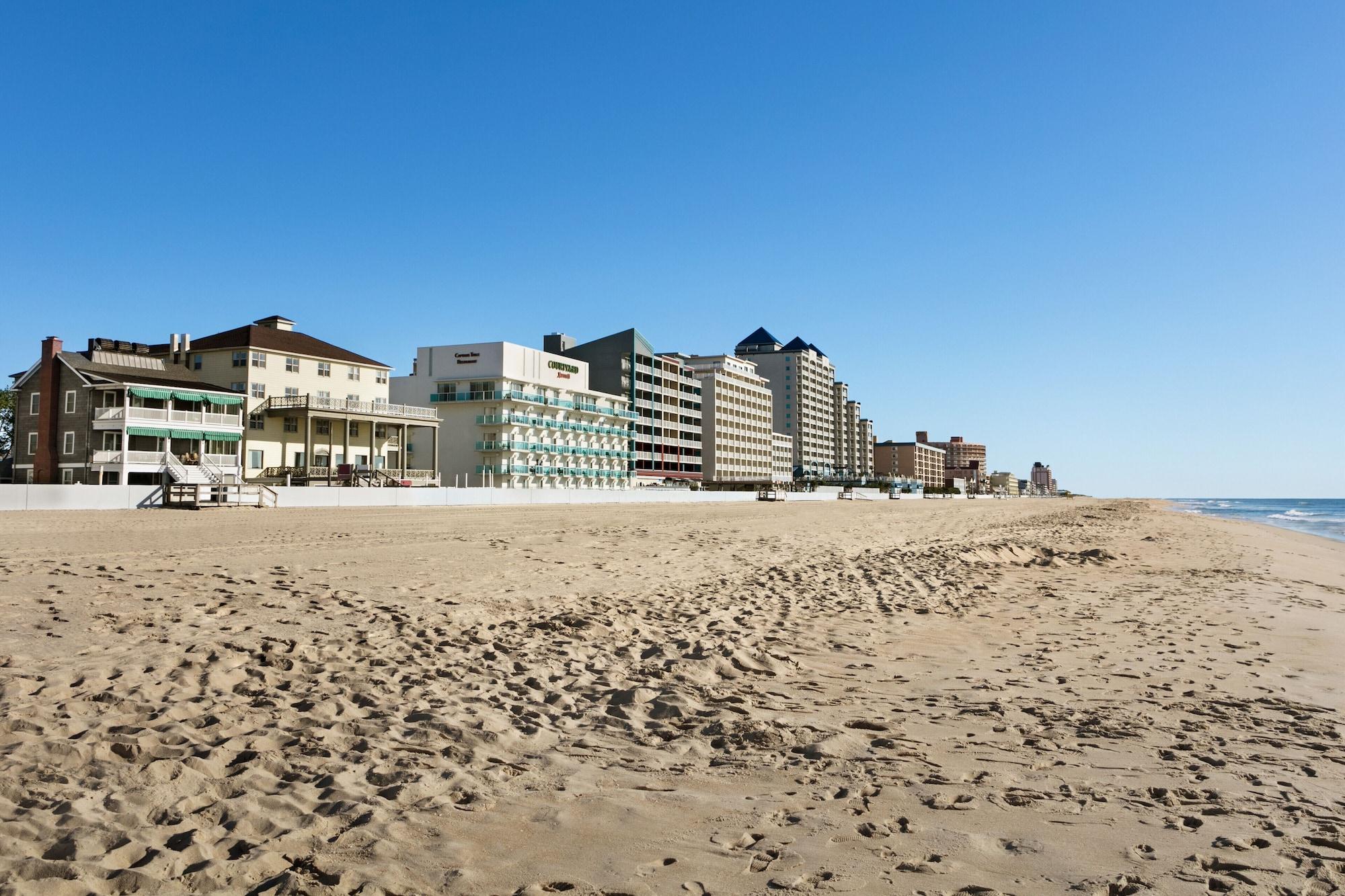 Playa Harrison Hall Hotel