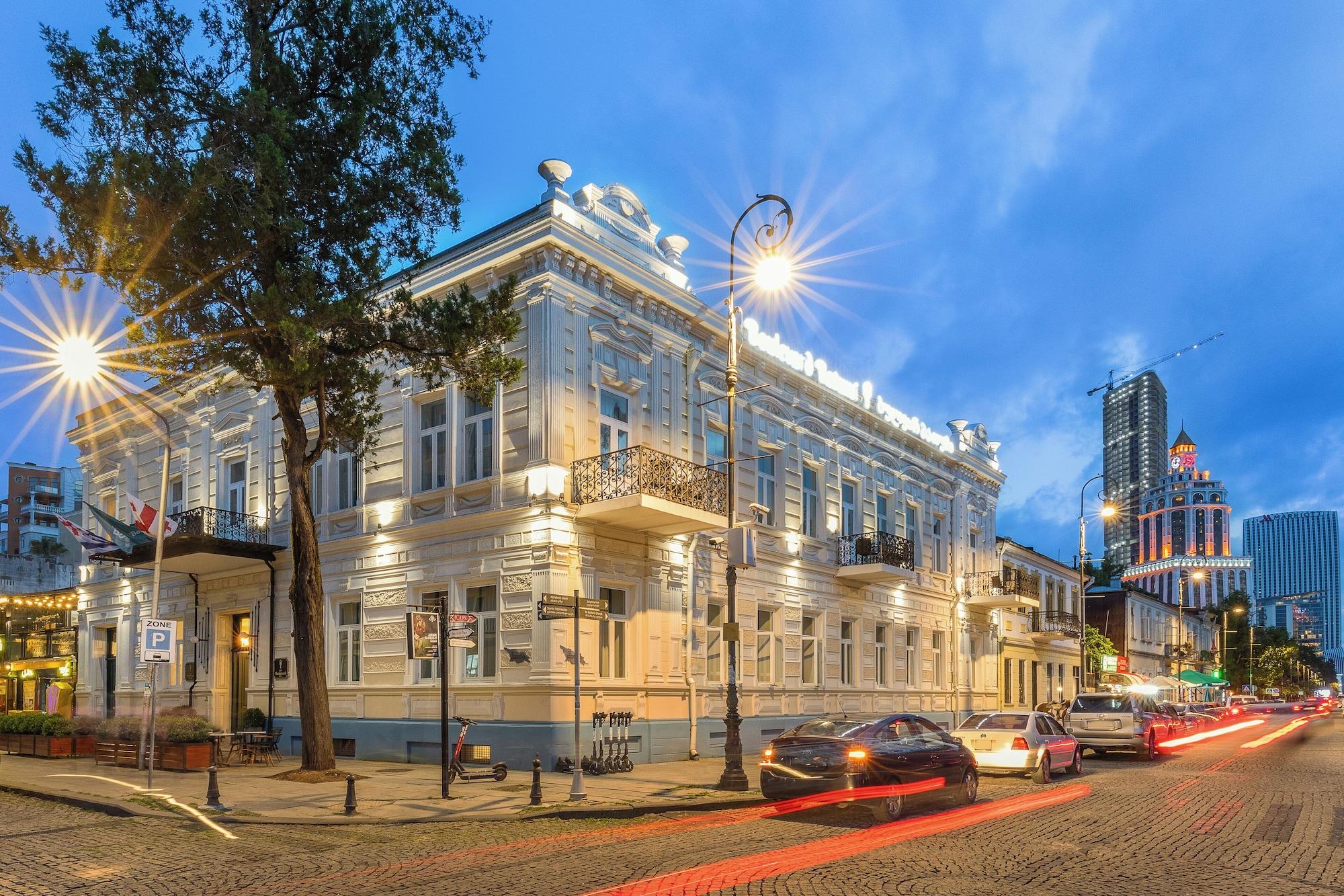 Varios Boulevard Hotel Batumi