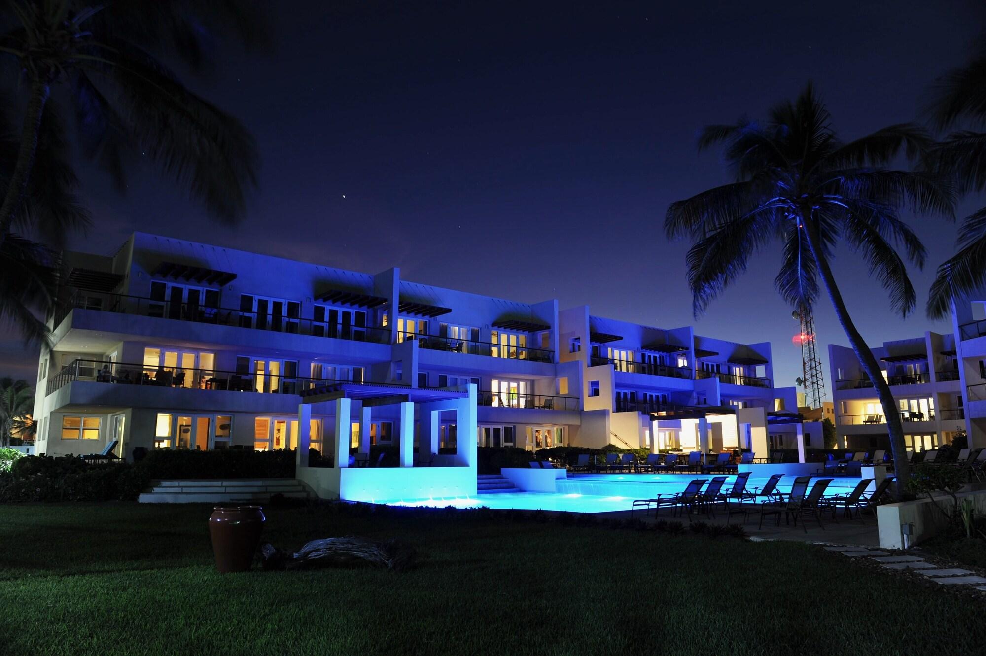 Vista Exterior The Phoenix Resort