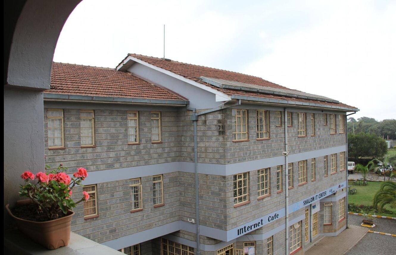 Varios Shalom House - Hostel
