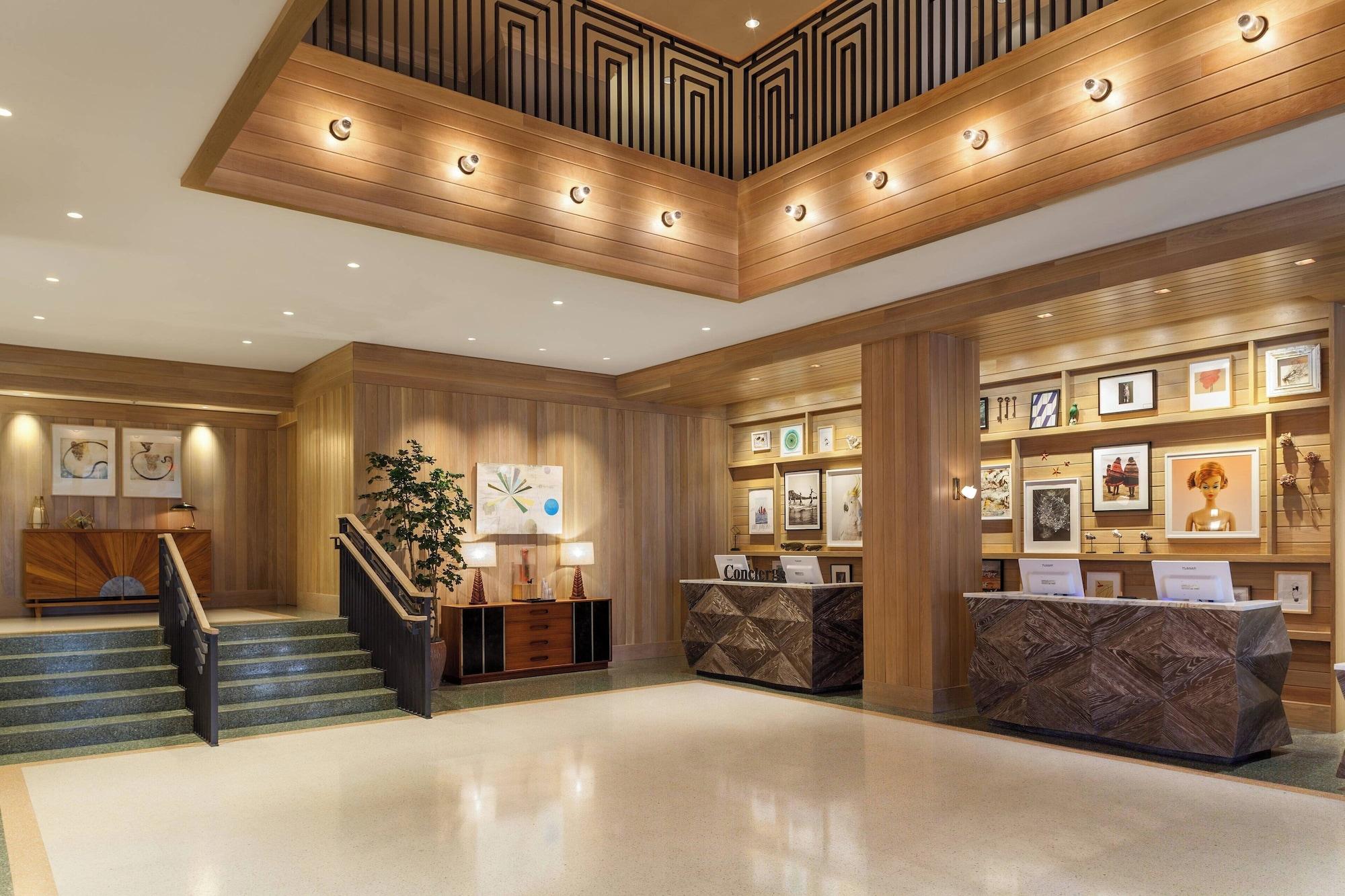 Vista Lobby Marriott Stanton South Beach