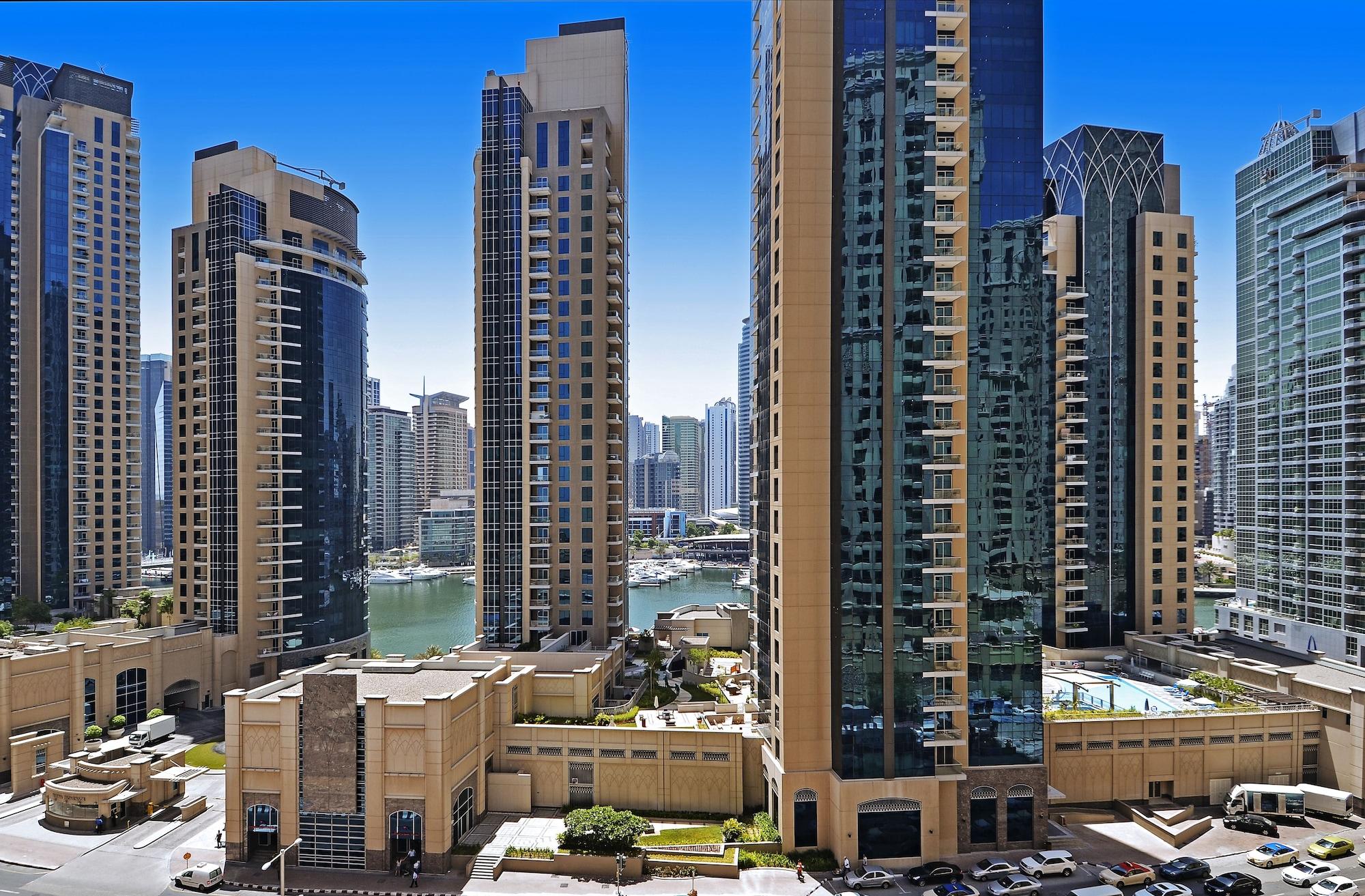Vista Exterior Roda Amwaj Suites