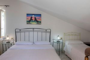 Alquiler Vacacional - Grandmother's Attic with coastal views