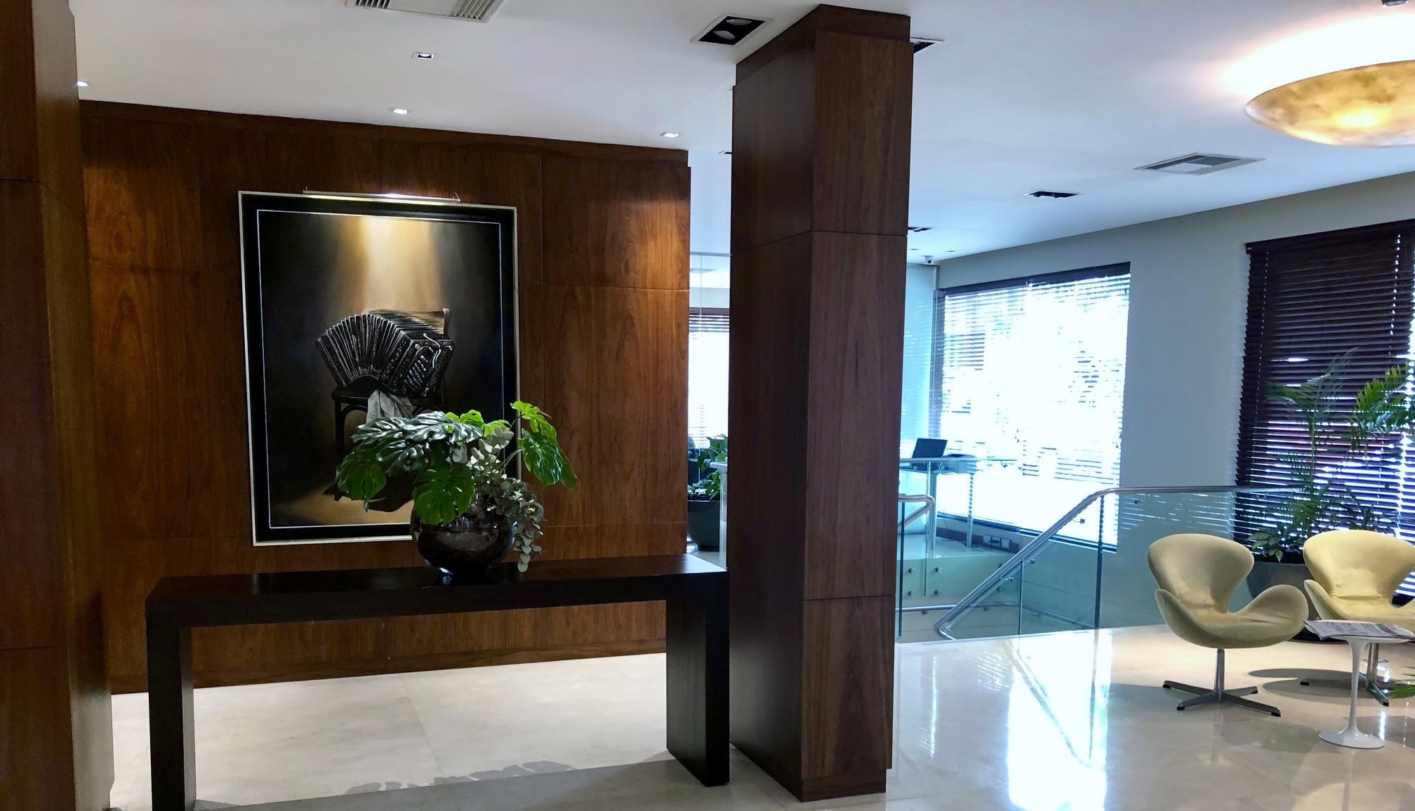 Vista Lobby Hotel Metropolitano Supara