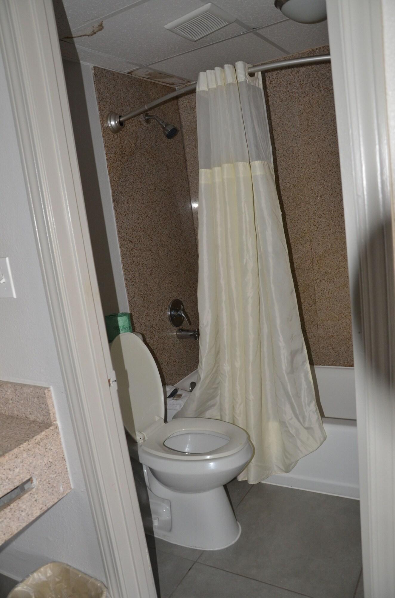 Equipamiento de Habitación My Home & Suites Covington