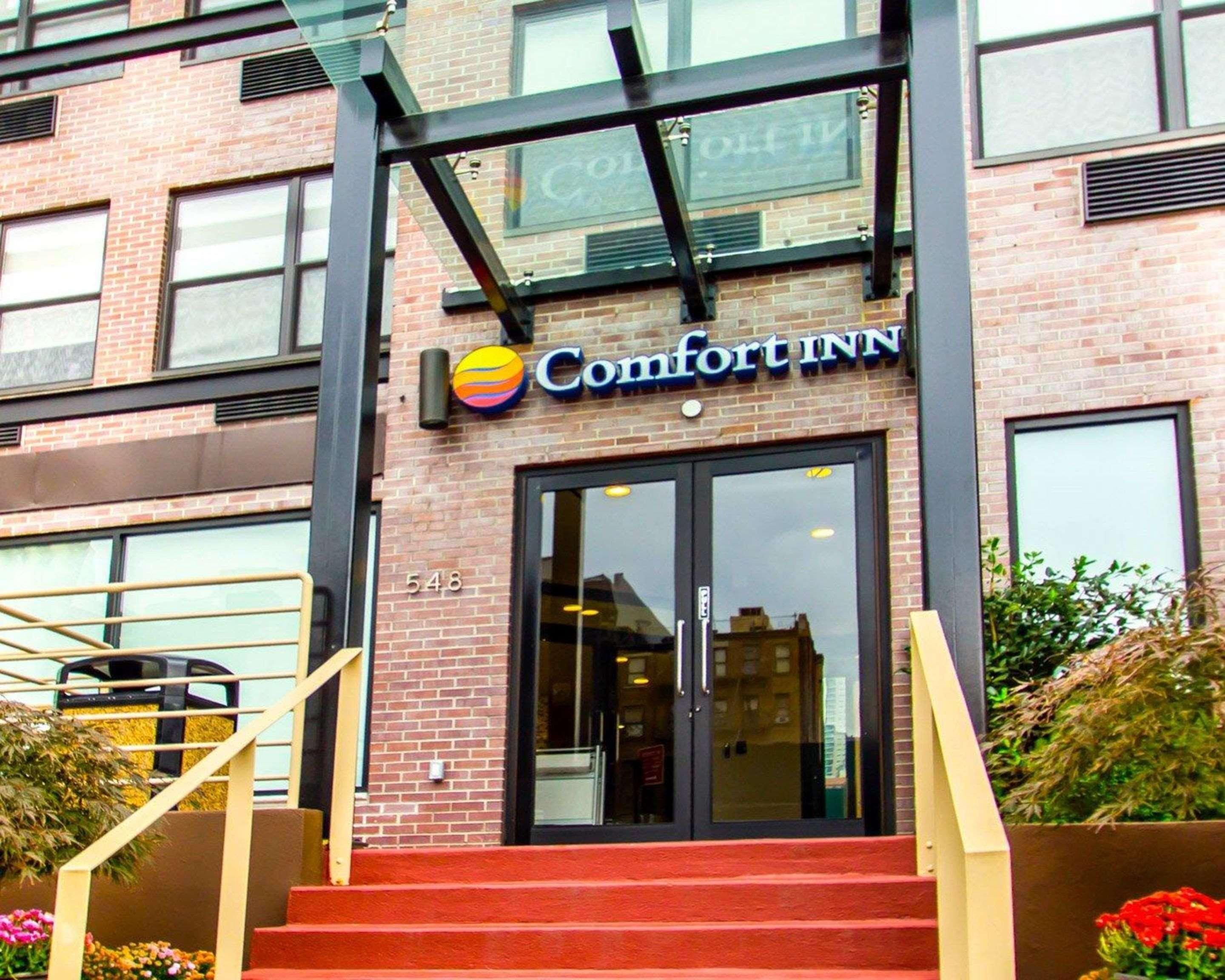 Vista Exterior Comfort Inn Manhattan - Midtown West