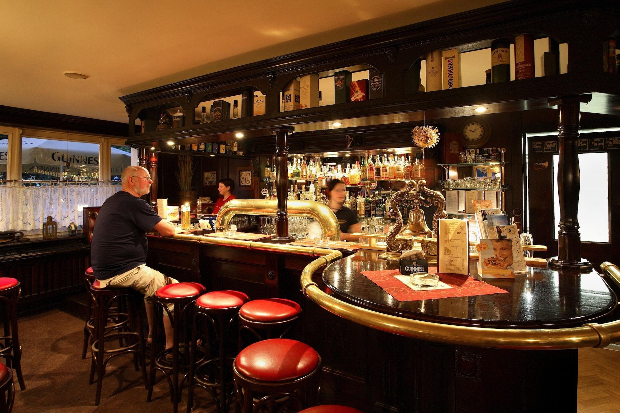 Bar/Salón Residenz Vineta