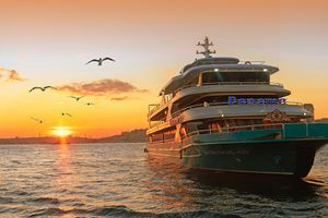Actividad - Crucero de 2 horas al atardecer por el Bósforo con audioguía