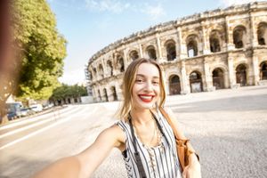 Actividad - Entrada a la Arena Romana y audioguía por el casco antiguo