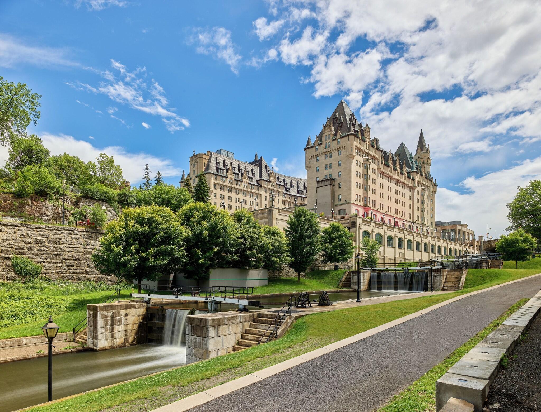 Vista Exterior Fairmont Chateau Laurier Gold Experience