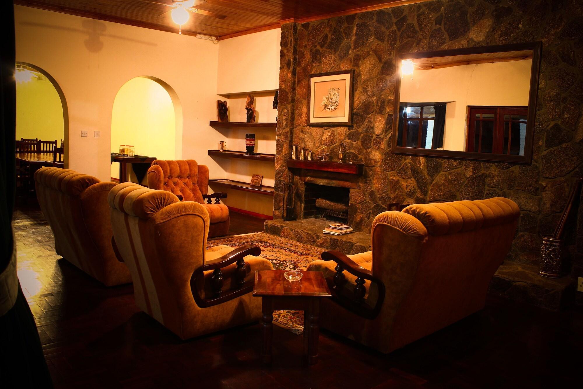 Vista Lobby Musketeers Lodge