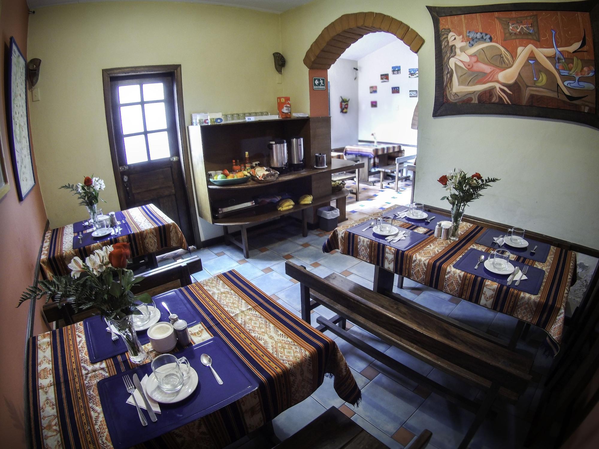 Bar/Salón La Casa del Arupo