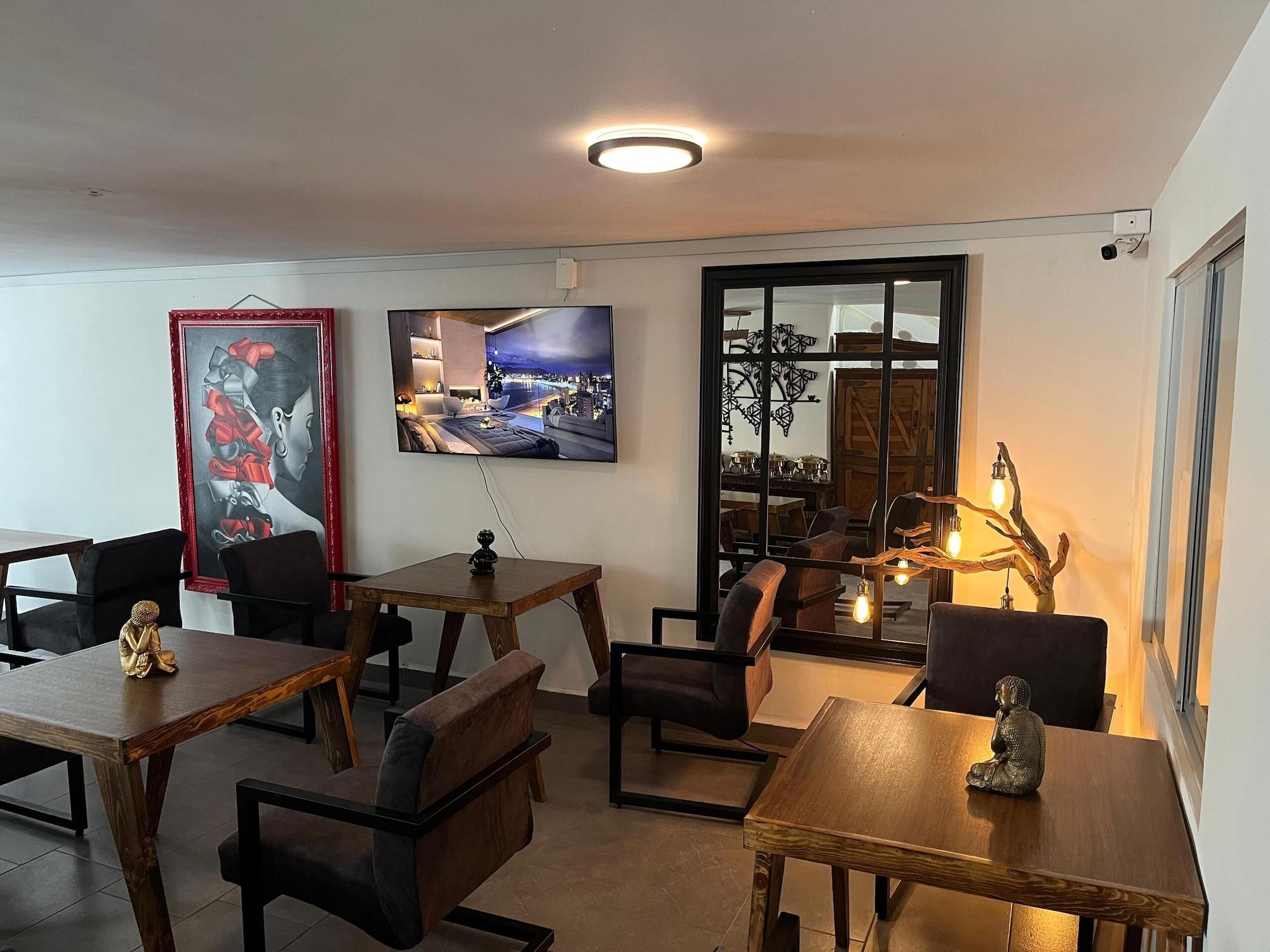 Vista Lobby Venator House Moral