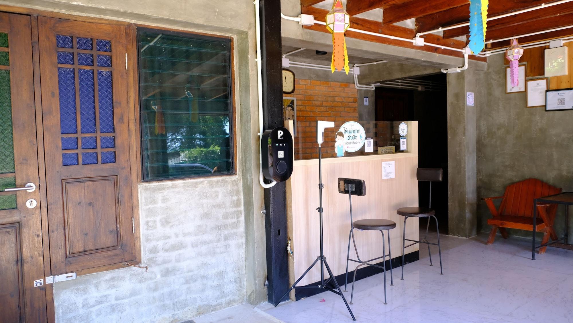 Vista Exterior Baan9Nan Guest Home in Nan City