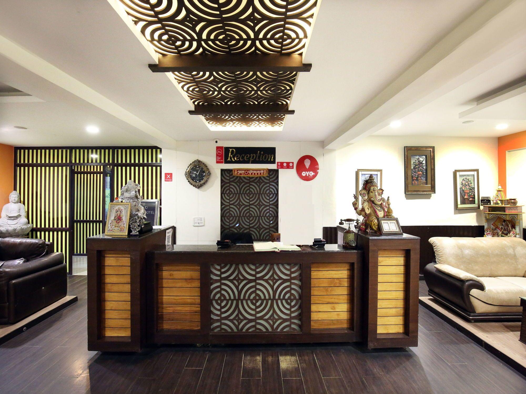 Vista Lobby OYO 1732 Hotel The days Inn