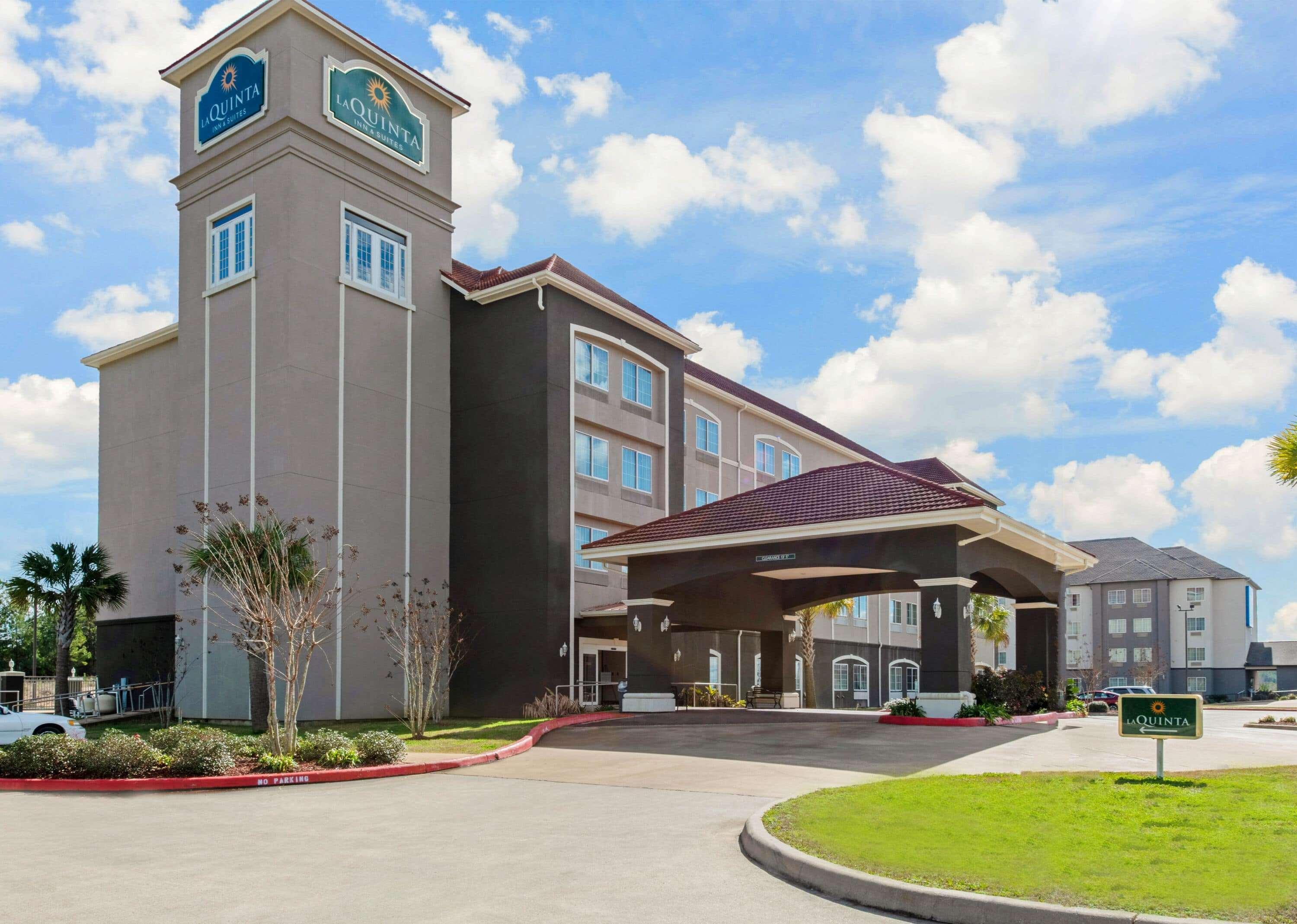 Vista Exterior La Quinta Inn & Suites by Wyndham Leesville Ft. Polk