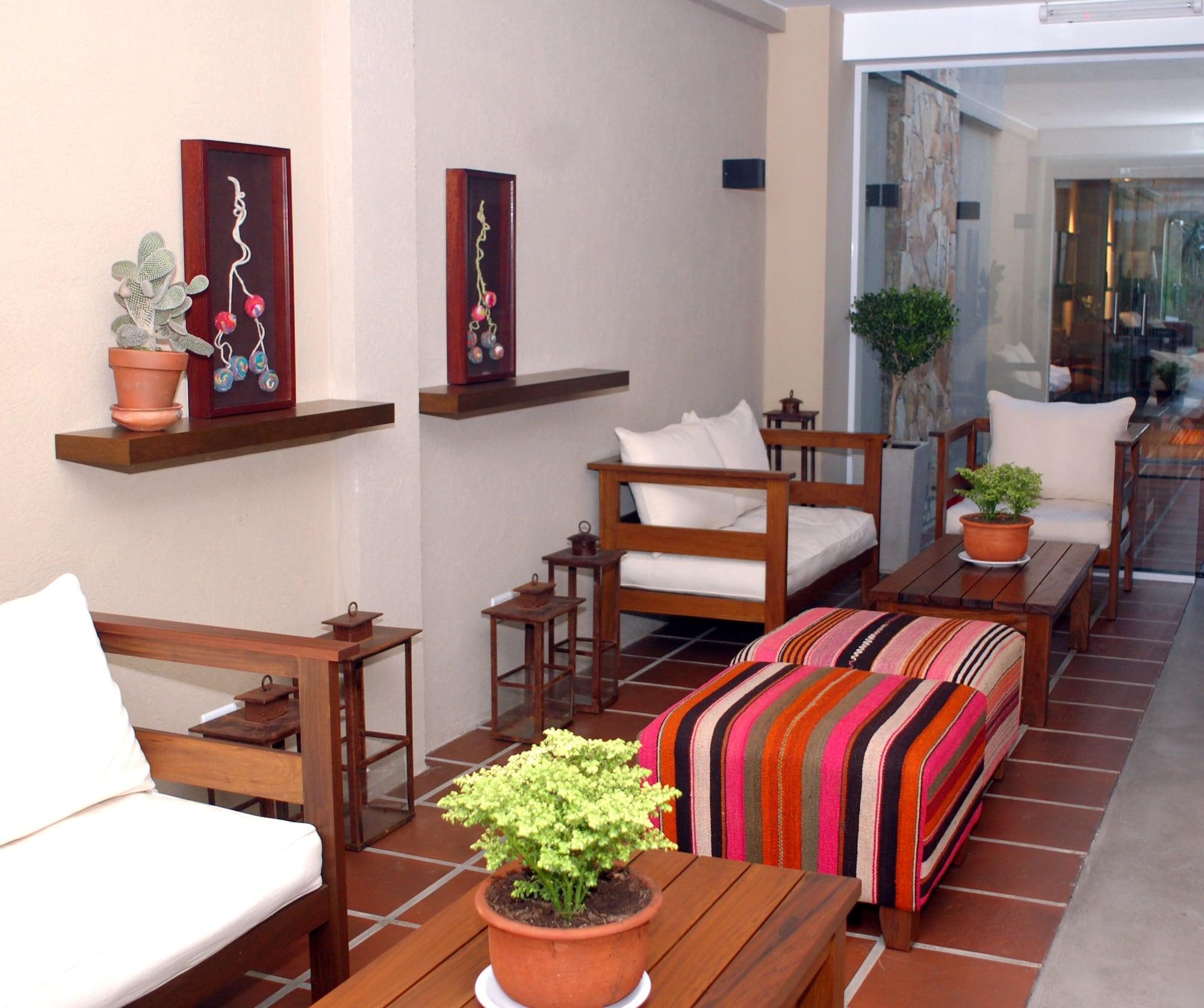 Vista Lobby Tayka Hotel