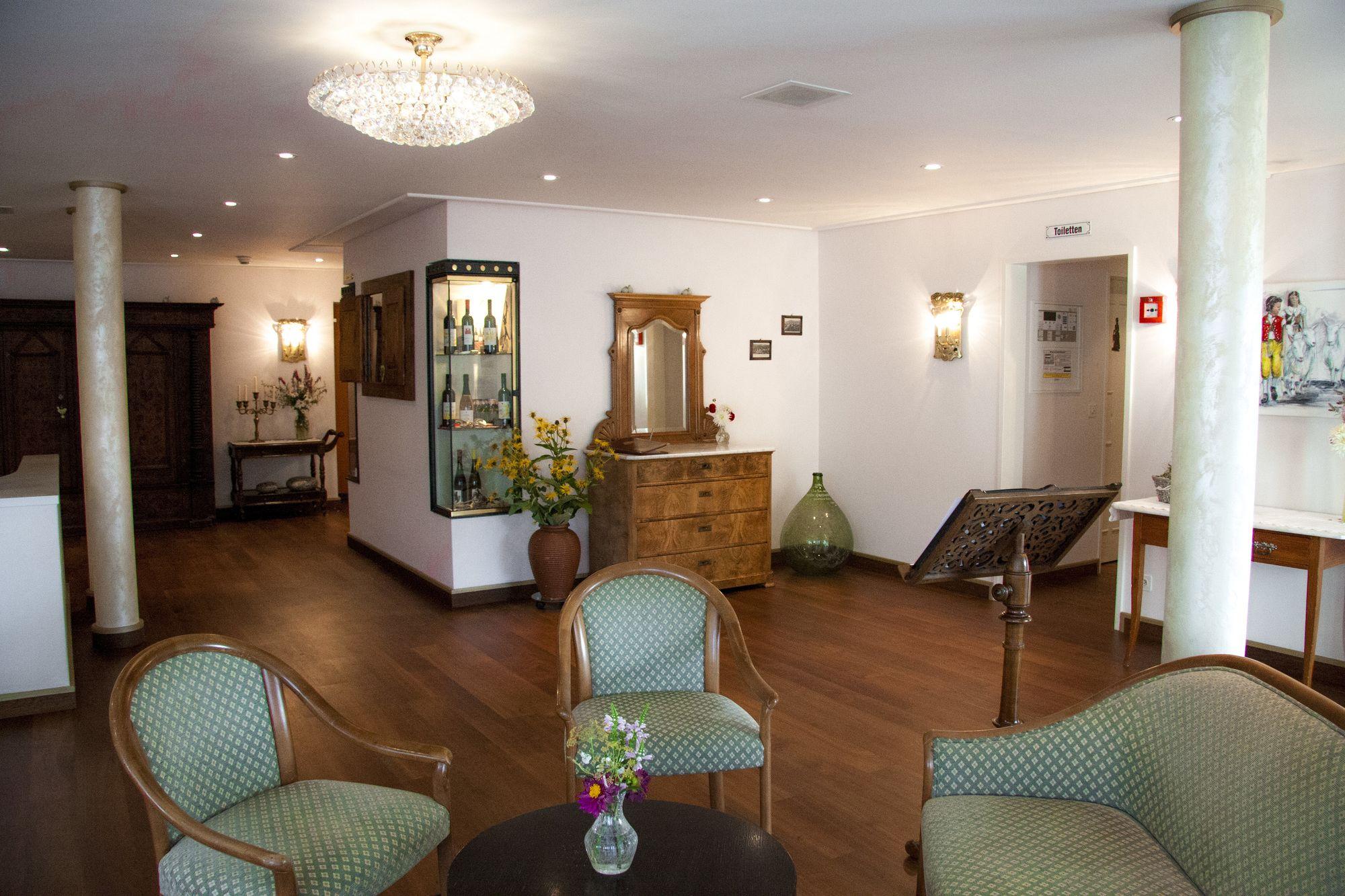 Vista Lobby Hotel und Spezialitätenrestaurant zur Linde