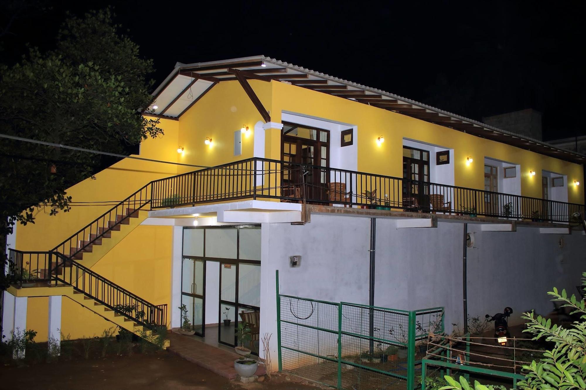 Vista Exterior Sanemro Villa