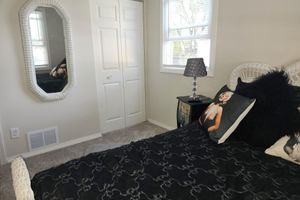 Alquiler Vacacional - Peaceful & Quiet. 
Close to Great Lakes, prime outlet, Winthrop Harbor Marina.