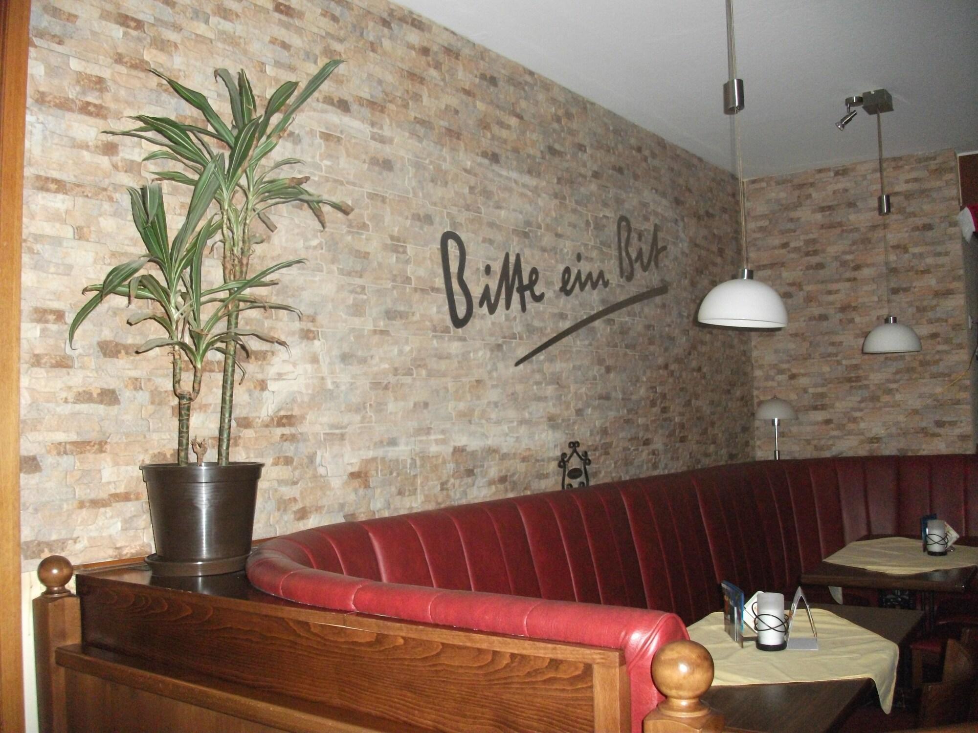Bar/Salón Kenner Treff