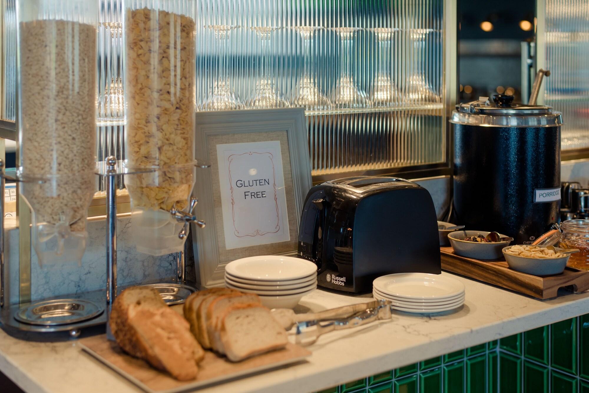 Restaurant Dcu Rooms At All Hallows College