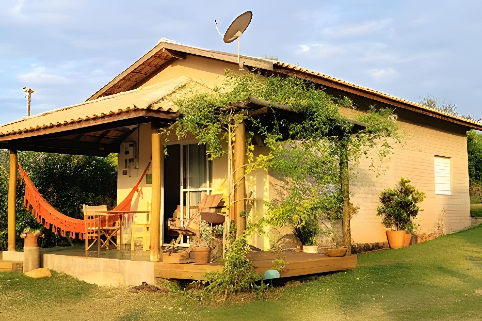 Vista Exterior Casinha na Represa 2