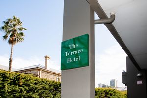 Alojamiento - Terrace Hotel Adelaide