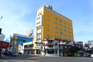 Alojamiento - El Regio Hotel