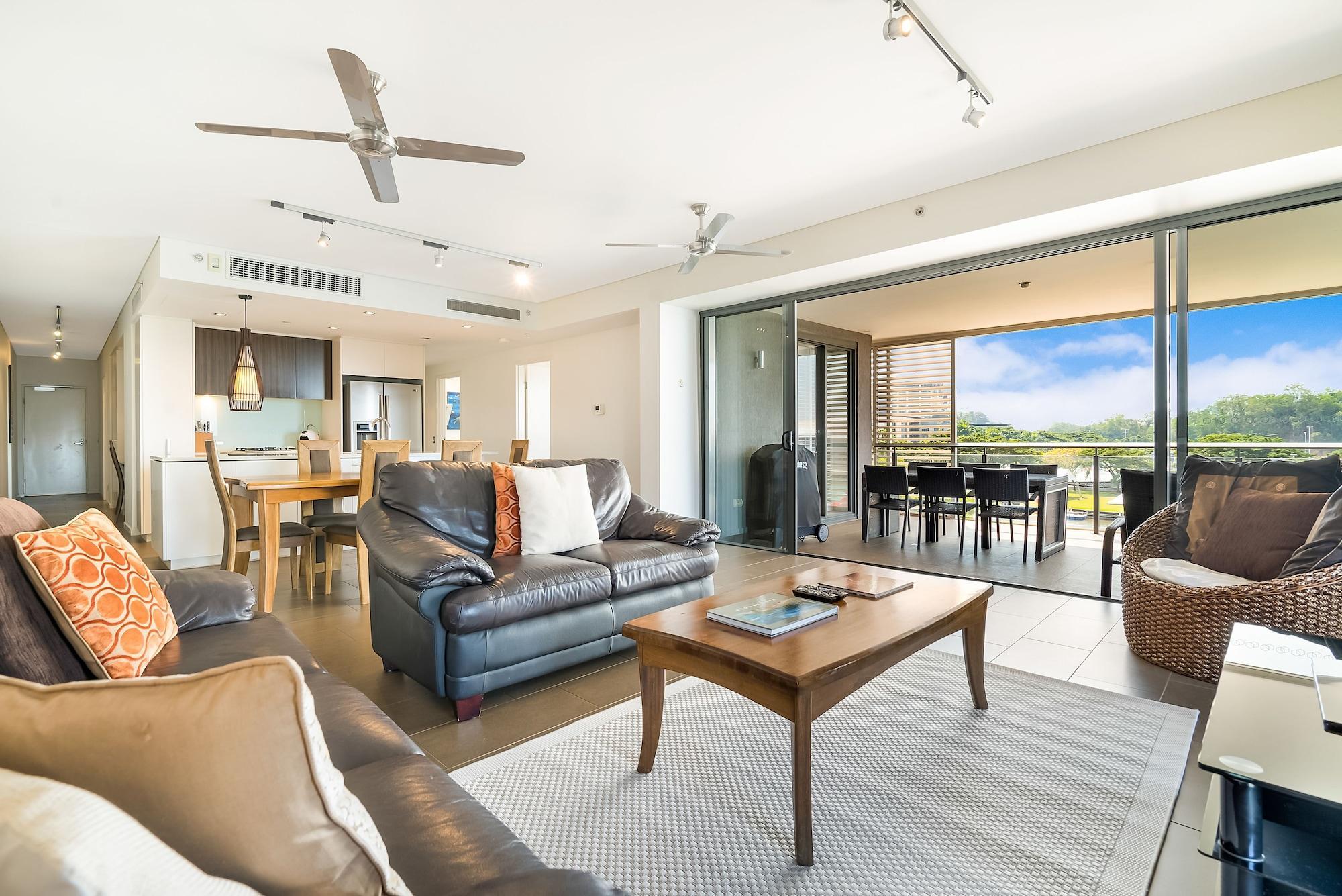 Vista Lobby Darwin Waterfront Apartments