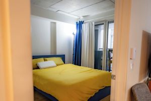 Alquiler Vacacional - Cozy 1-bedroom condo with WiFi, fitness room and office space in old Montréal
