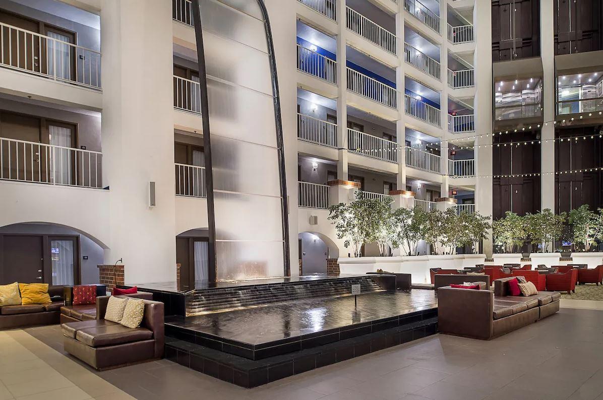 Vista Lobby Hotel Lumiere at the Arch Trademark Collection