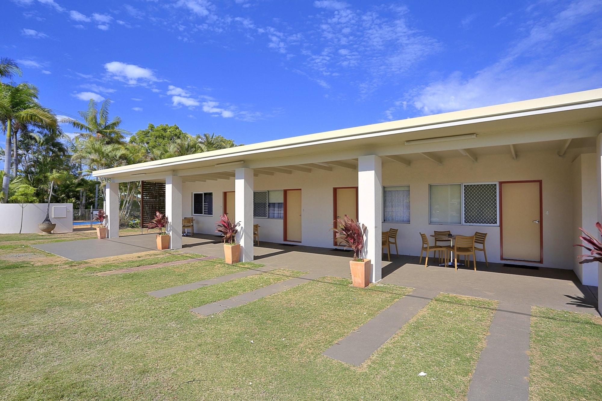 Vista da fachada Moore Park Beach Motel