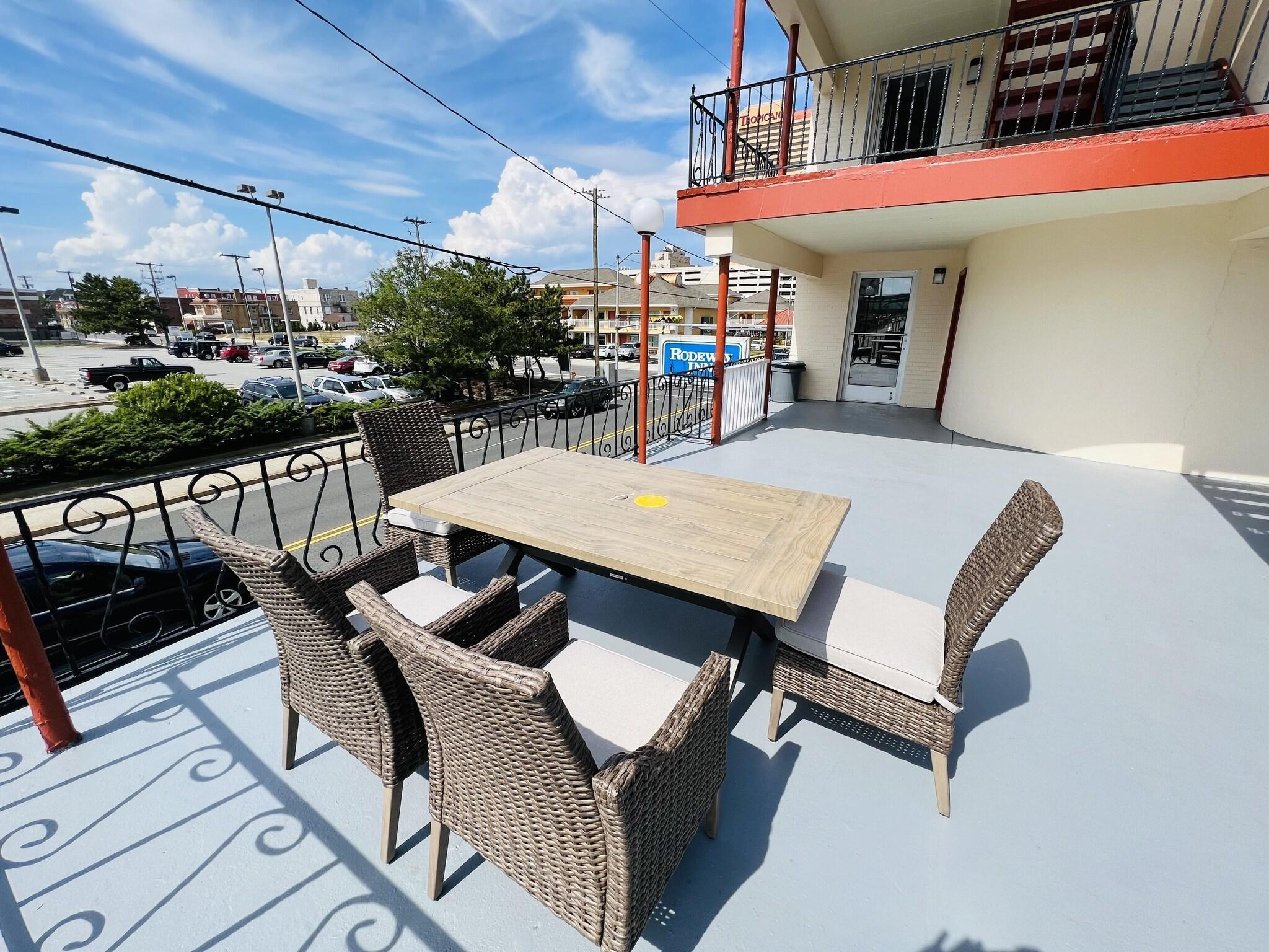 Varios Rodeway Inn Oceanview