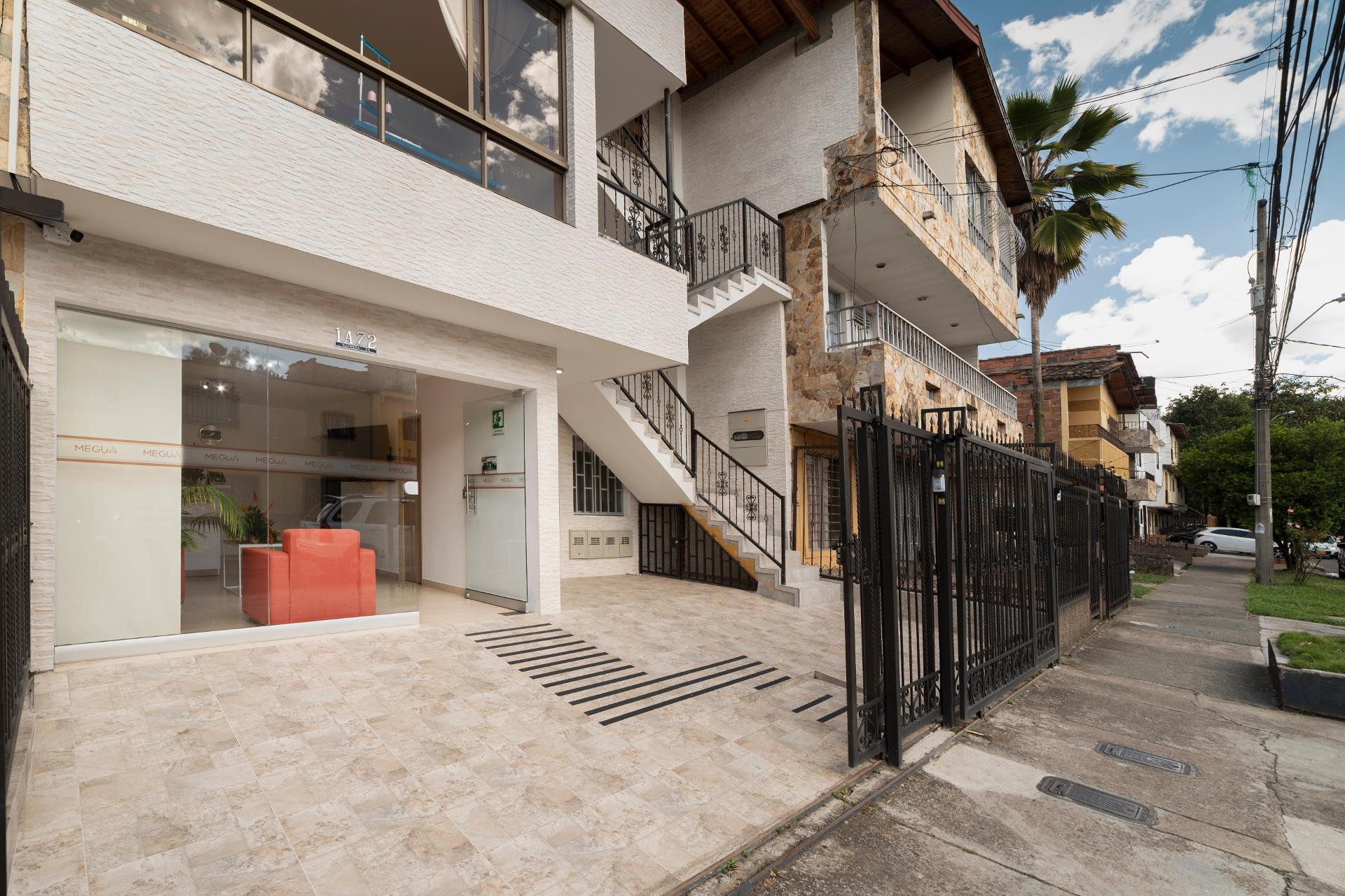 Vista Exterior Ayenda 1240 Megua