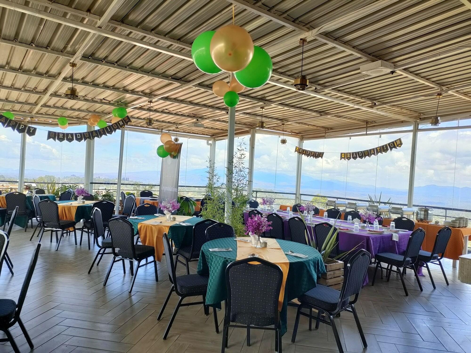 Restaurant The Hotel Ezri