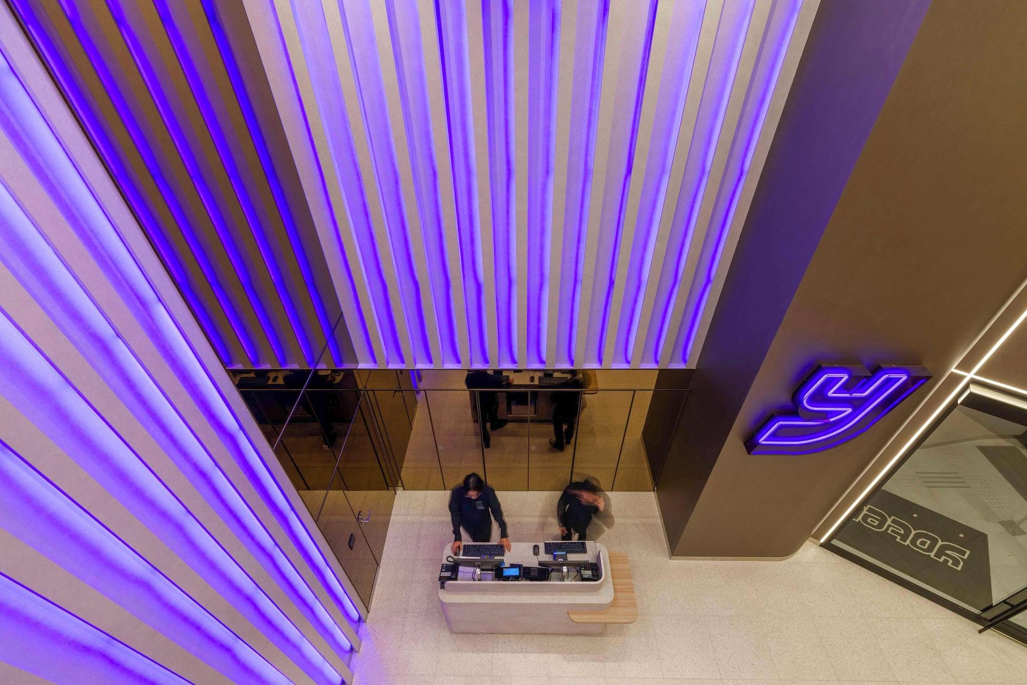 Vista Lobby YOTEL Tokyo Ginza