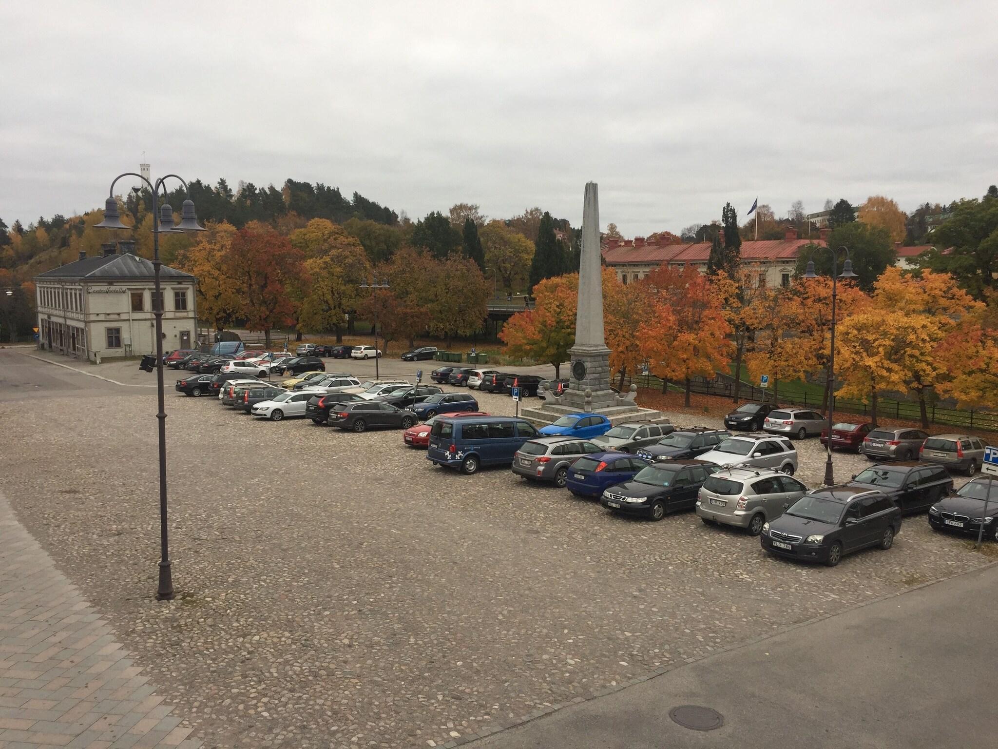 Varios First Hotel Statt