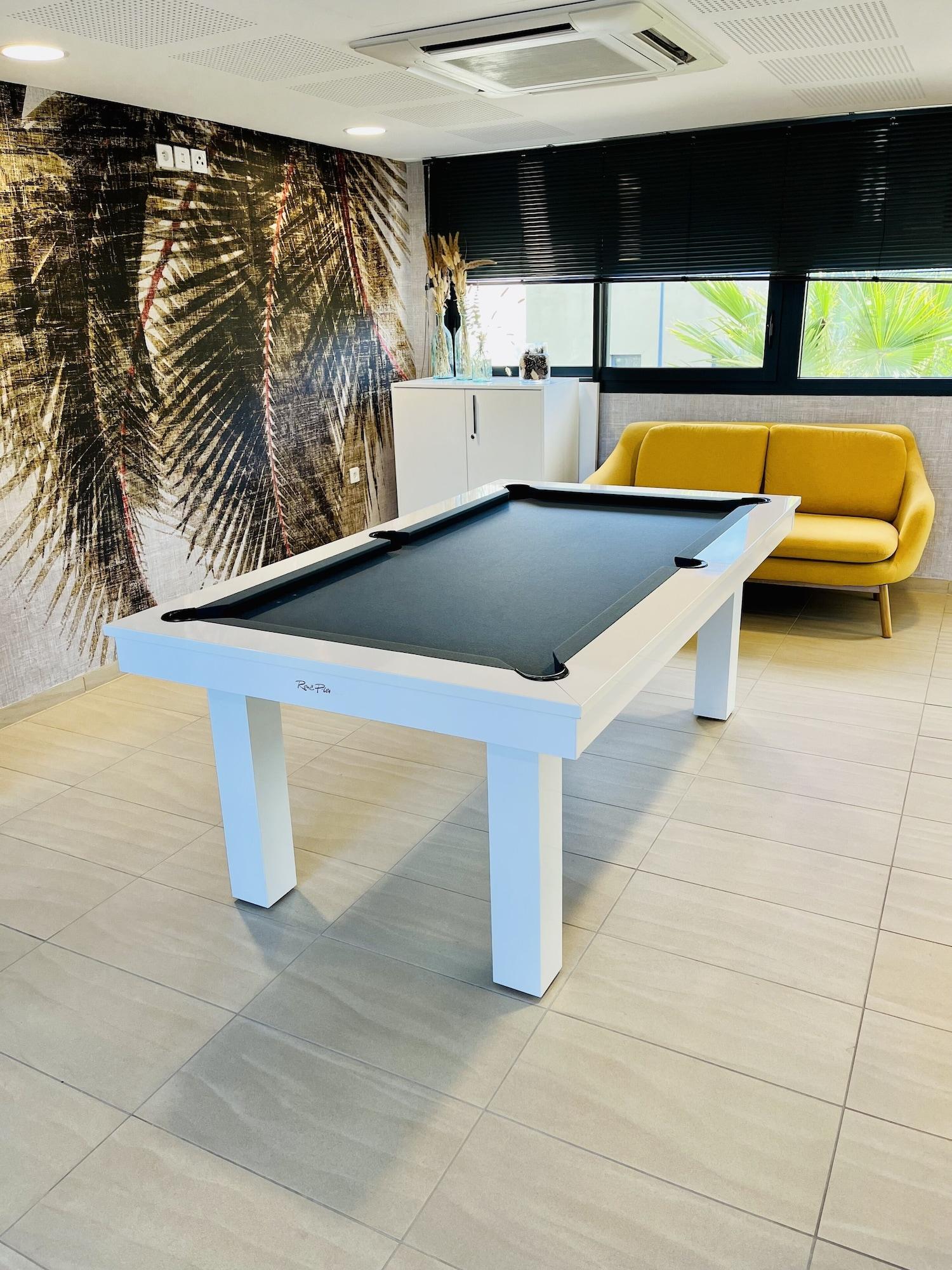 Instalaciones Recreativas Les Patios de Saint-Pierre