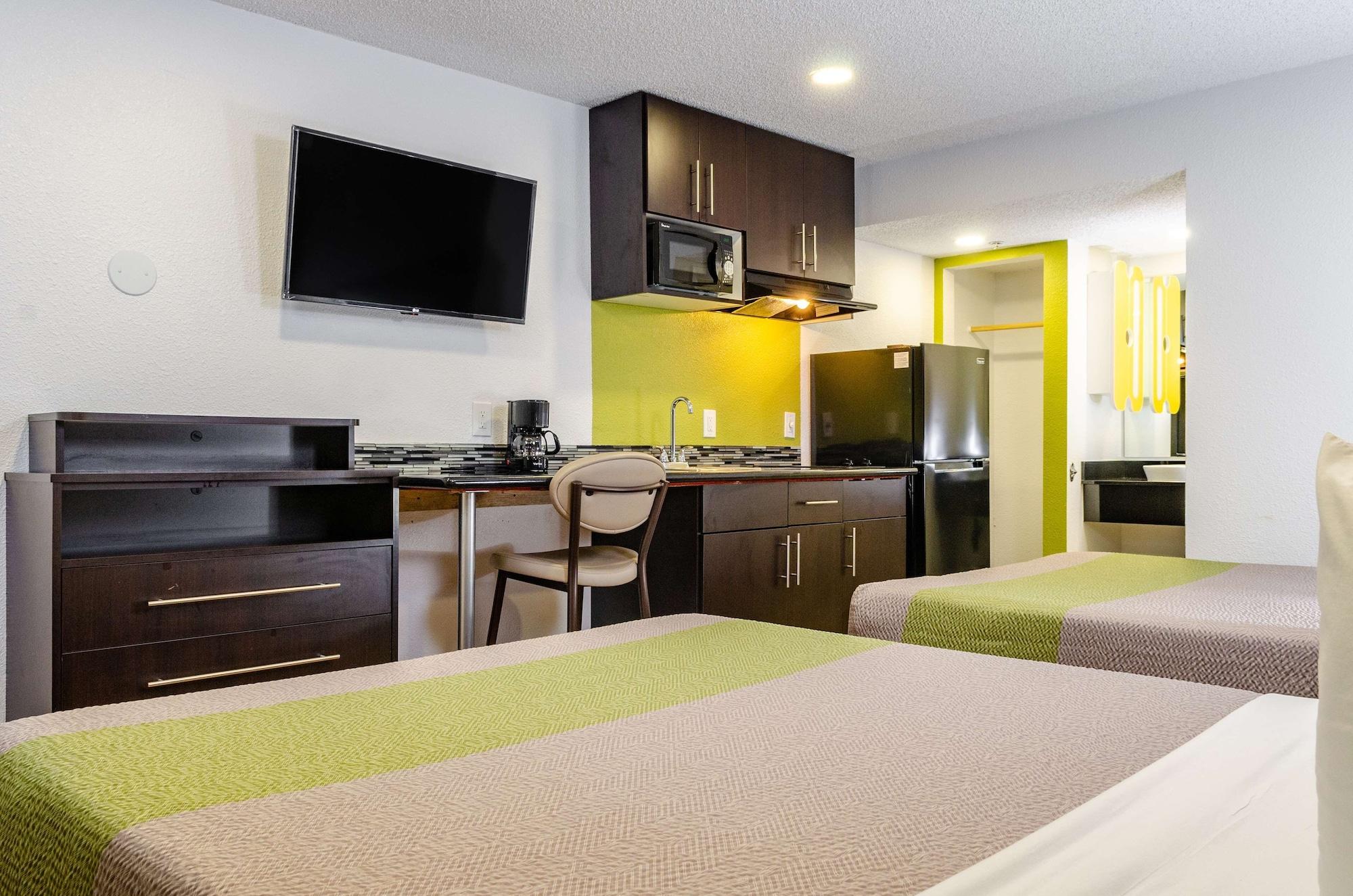 Set de Habitación Studio 6 Fresno, CA - Extended Stay