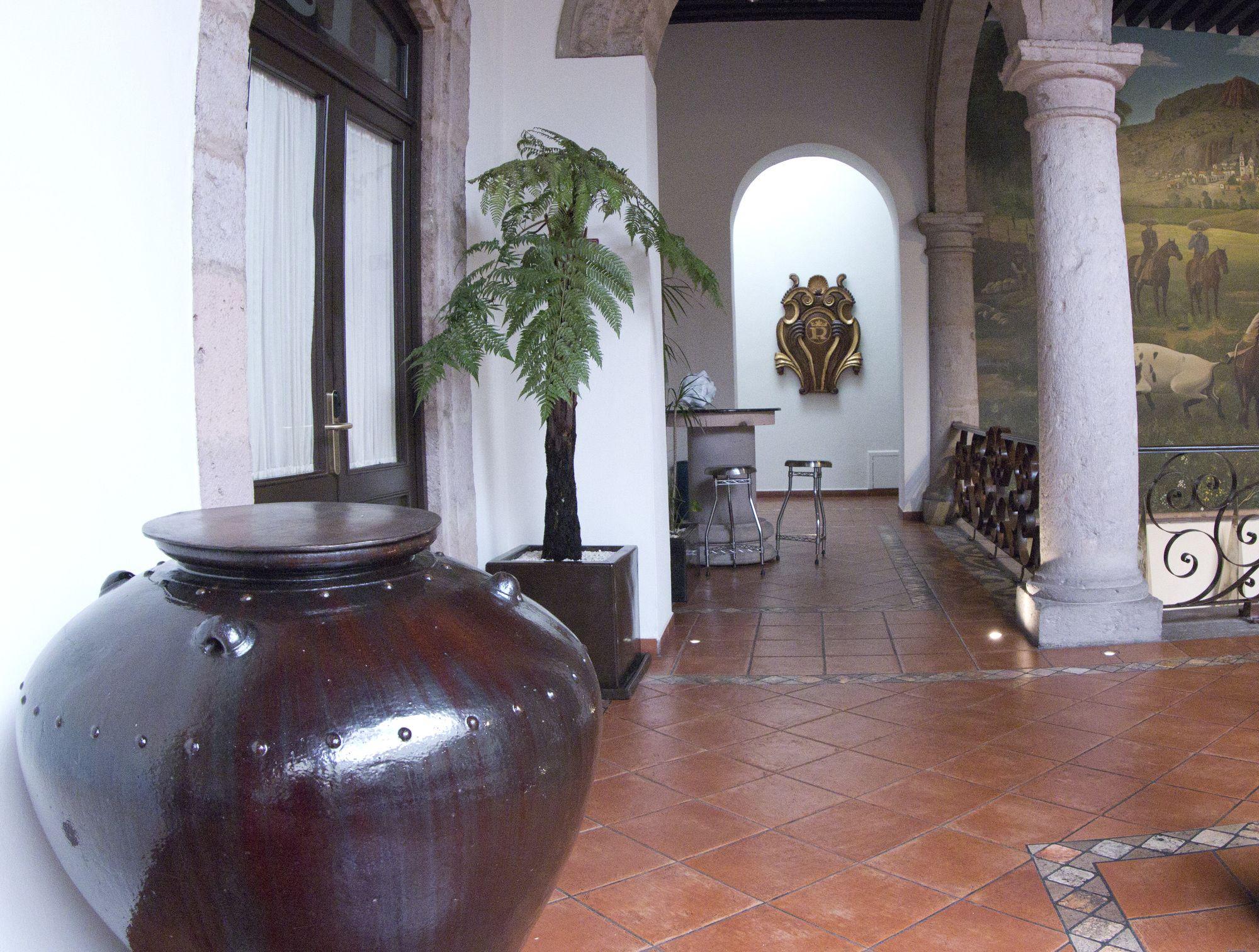 Comodidades del Alojamiento HERENCIA By Hosting House