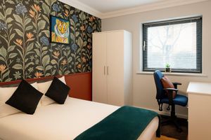 Renta temporal - 2 Bedroom Accessible Step-Free Central