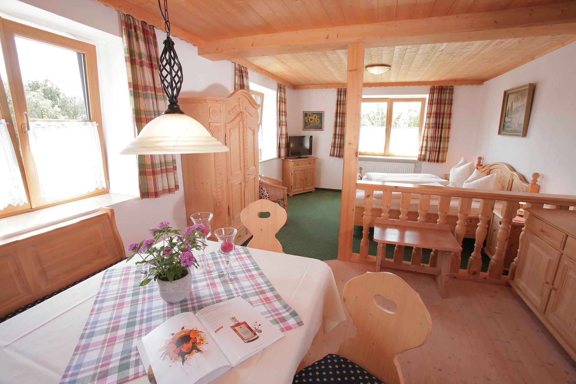 Equipamiento de Habitación Pension Schweizerhaus