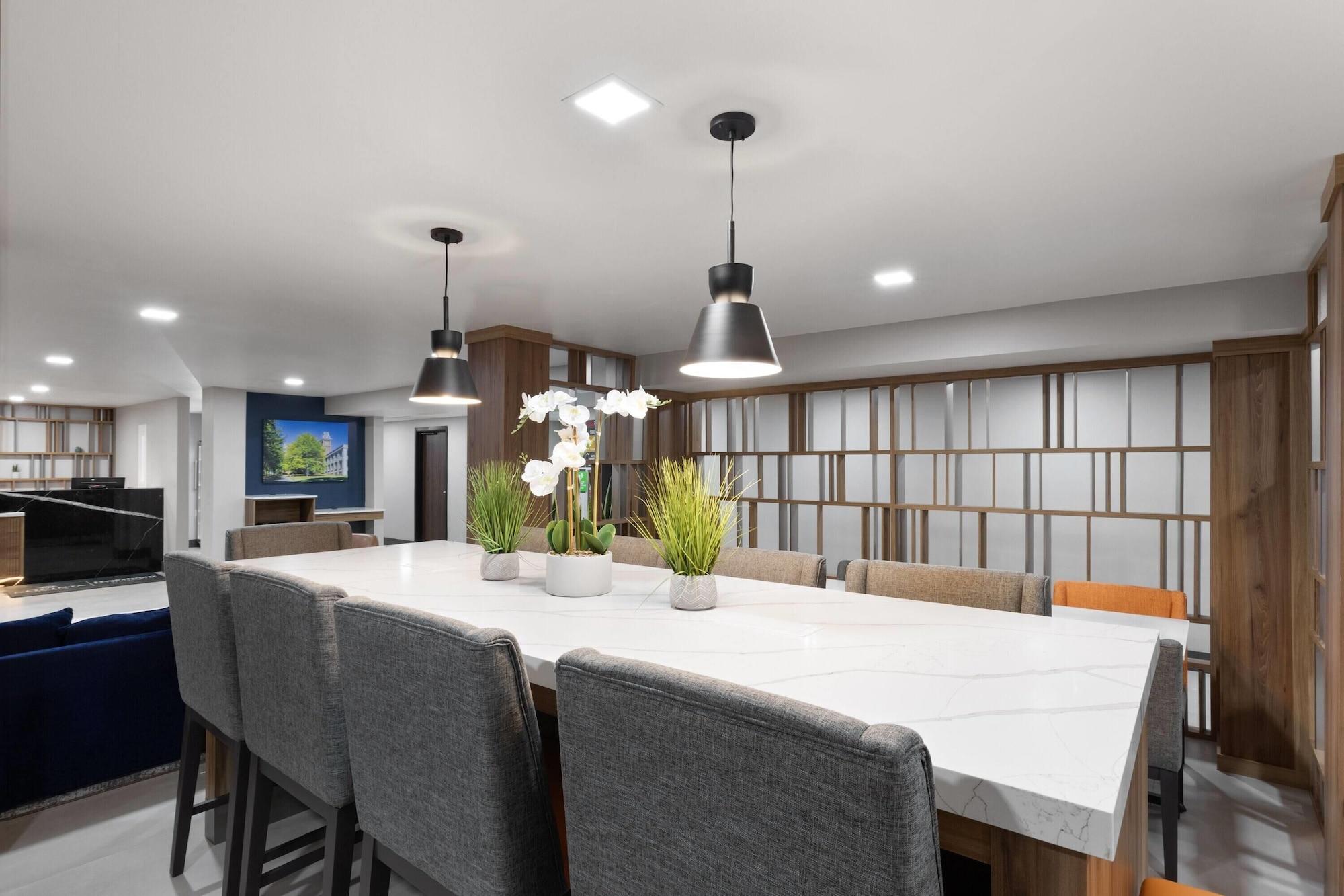 Vista Lobby Hawthorn Extended Stay By Wyndham Springdale