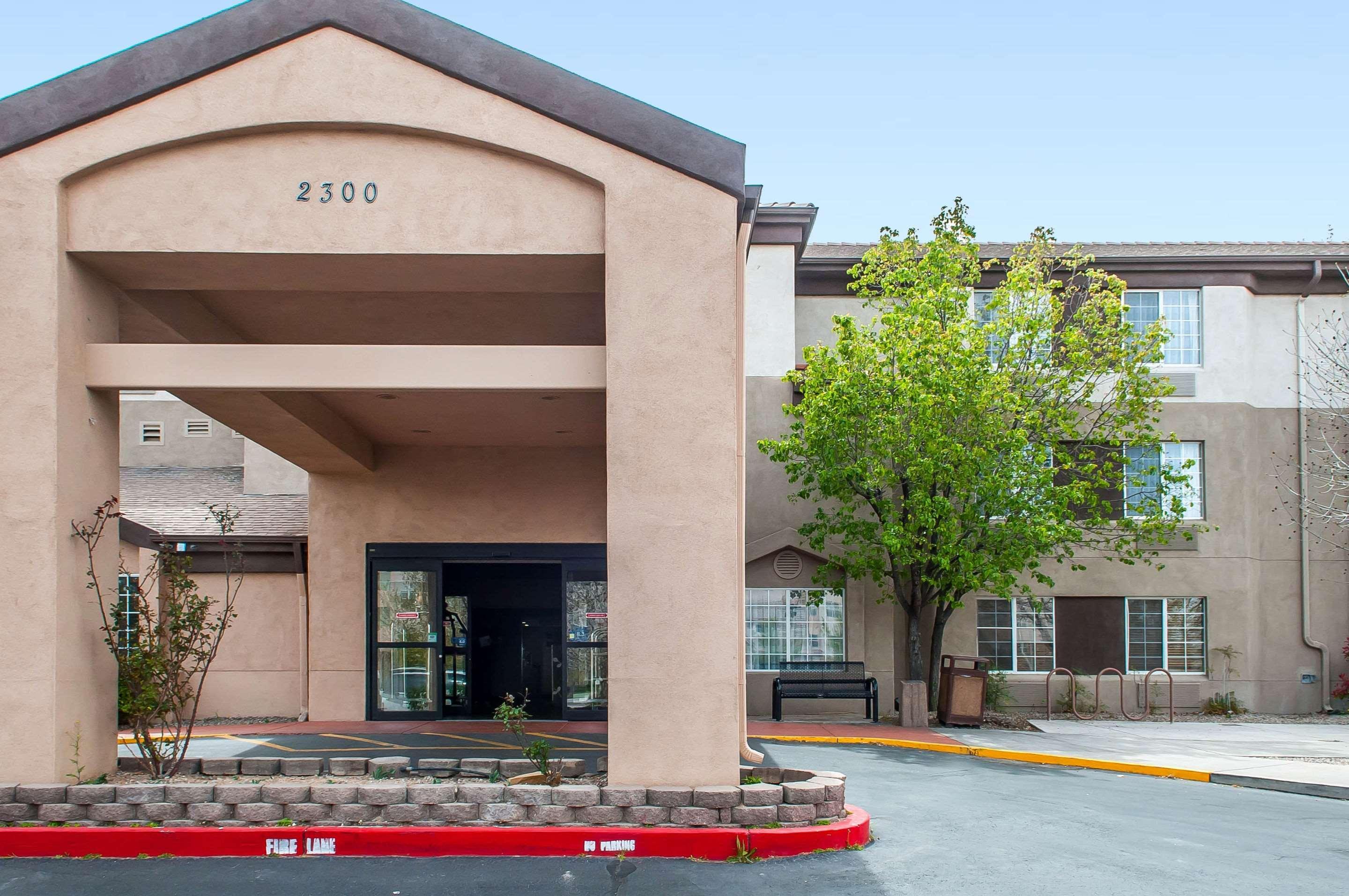 Vista Exterior Sleep Inn Airport