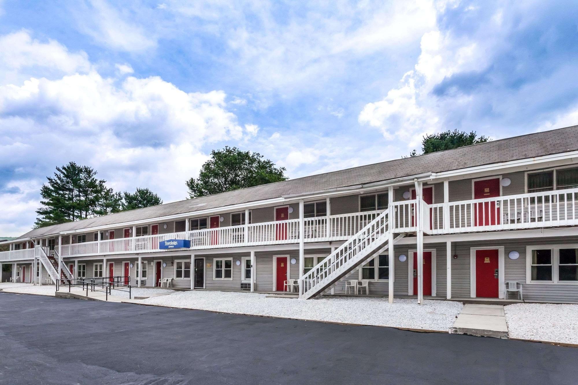 Varios Travelodge by Wyndham Great Barrington Berkshires